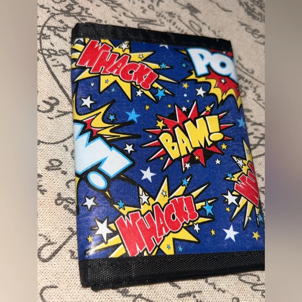 Comic book style wallet with multiple pockets #comic #gaming